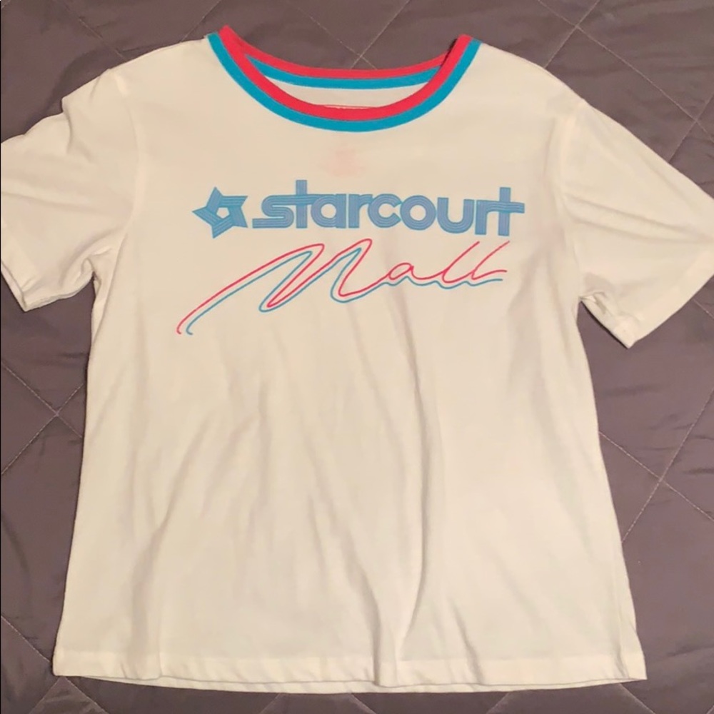 stranger things tee!!